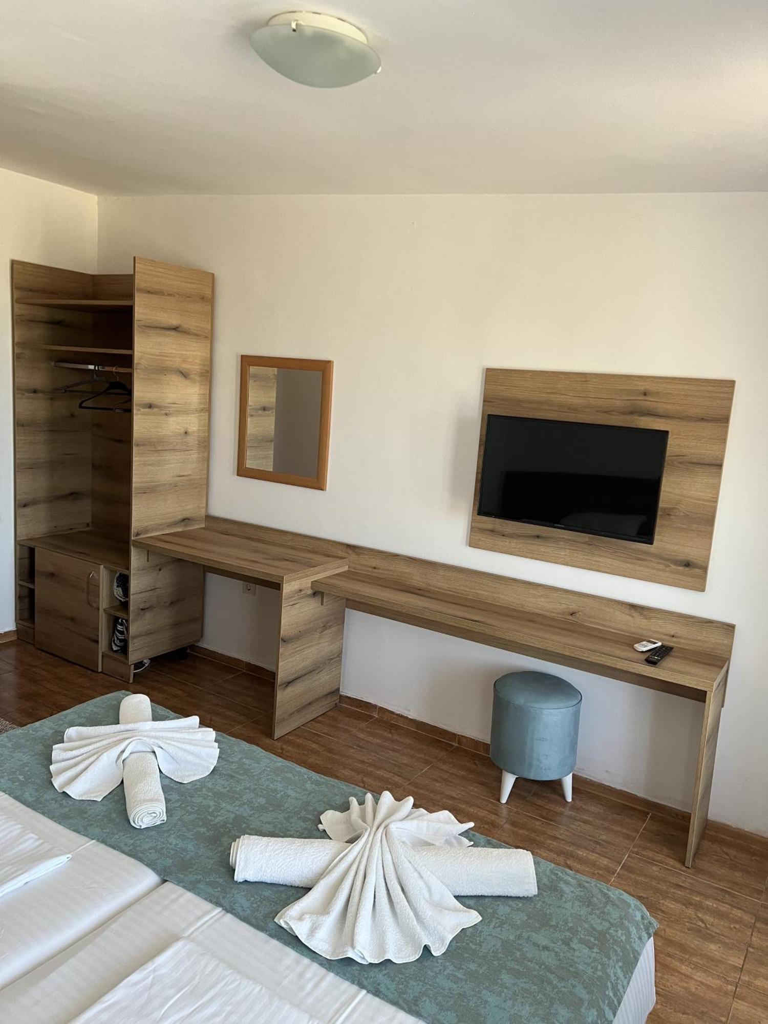 Hotel Surf Primorsko Eksteriør billede