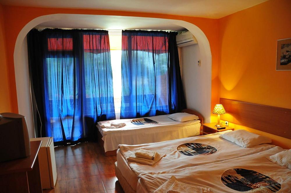 Hotel Surf Primorsko Værelse billede